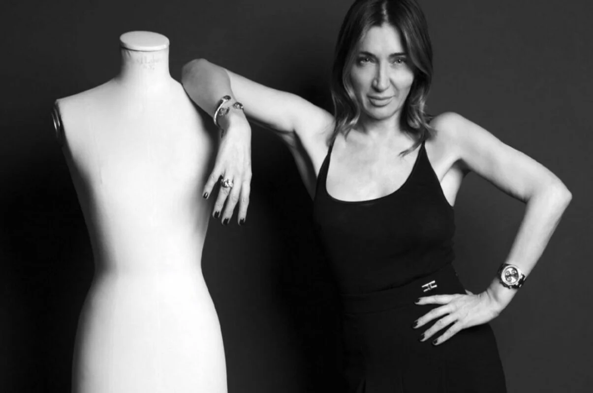 Elisabetta Franchi – The Complete Guide to the Iconic Italian Fashion Designer